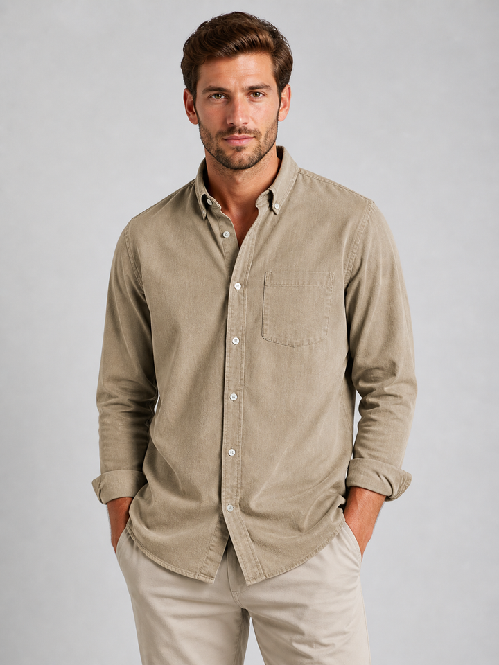 Men’s Casual Button-Down Shirt with Relaxed Fit