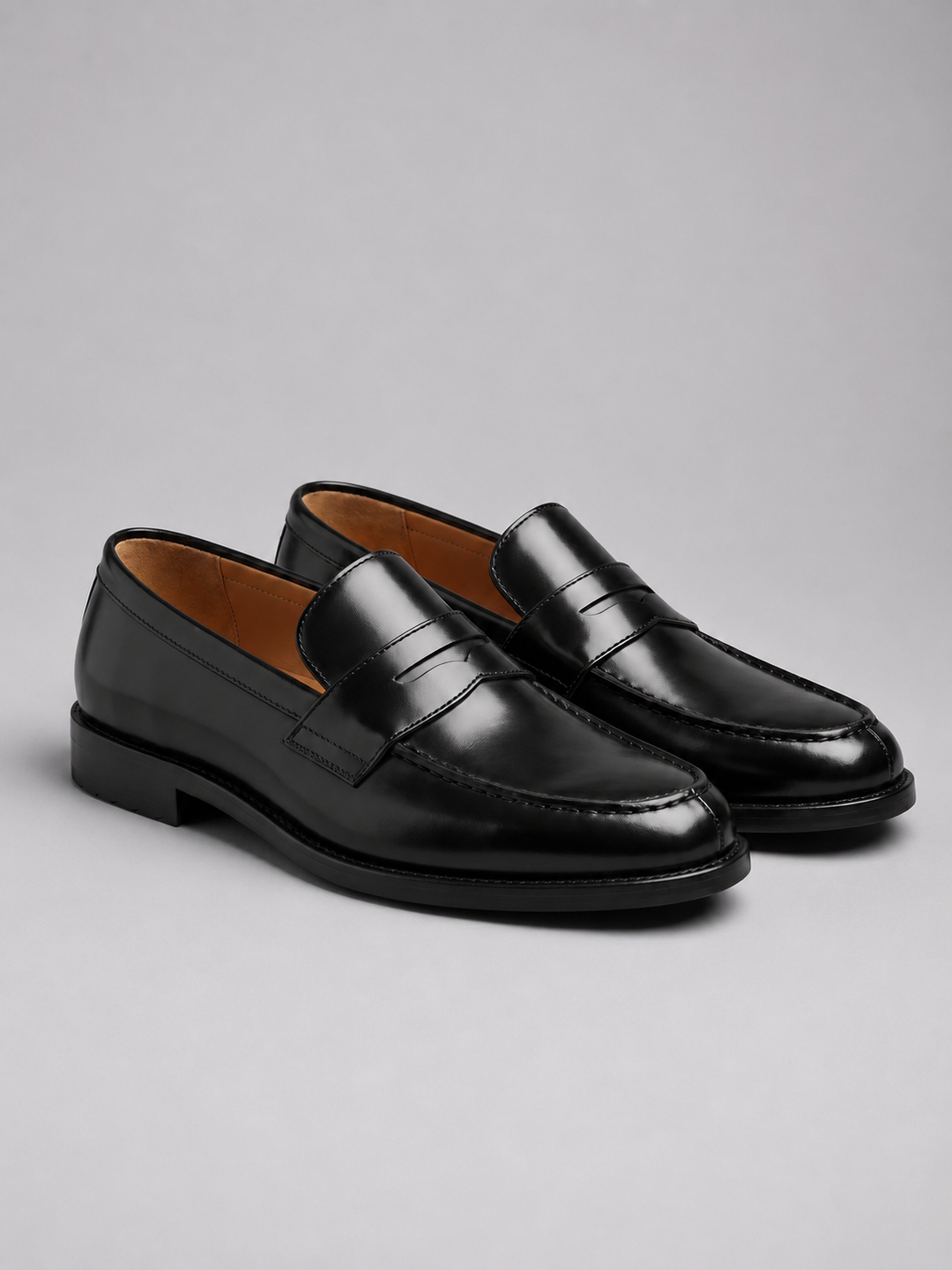 Men’s Penny Loafers with Classic Silhouette