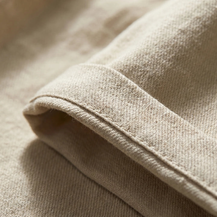 Men’s Pleated Shorts with Elastic Waistband