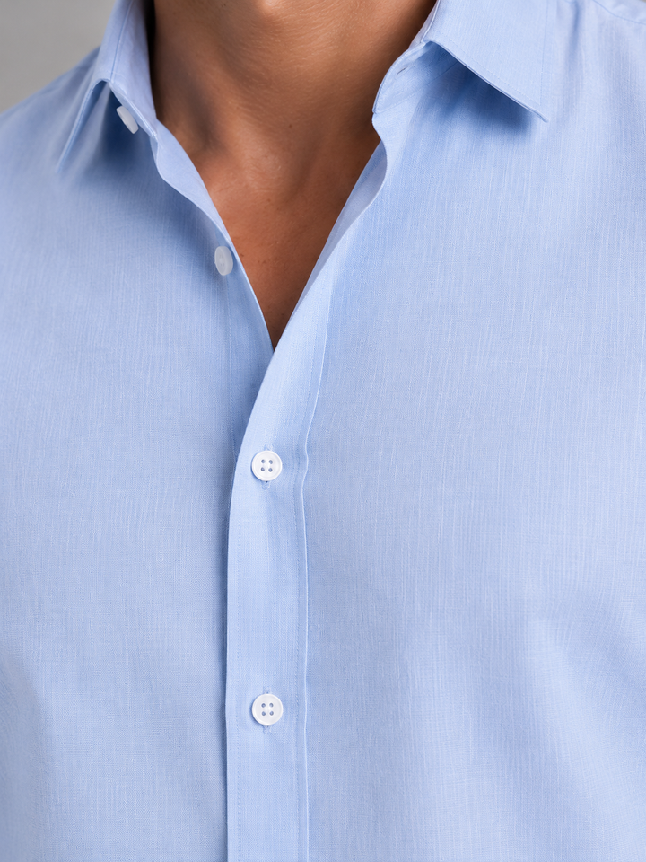 Men’s Slim Fit Shirt with Classic Collar