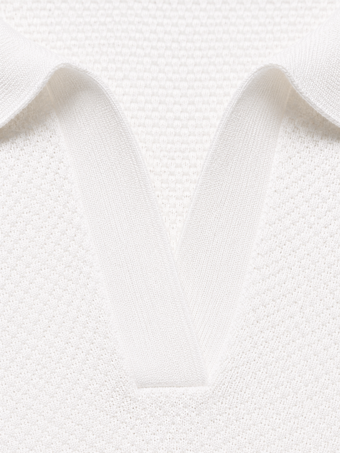 Men’s Textured Polo Shirt with Lightweight Knit