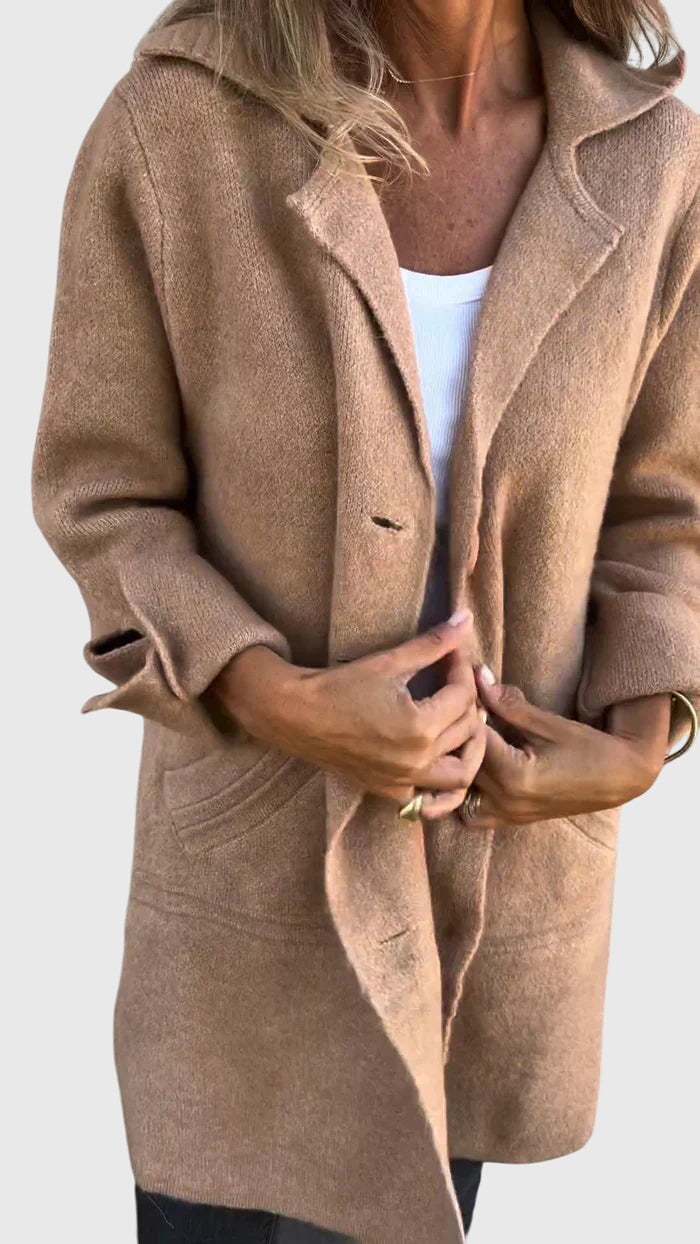 Women's Blazer with Buttons for Smart-Casual Wear