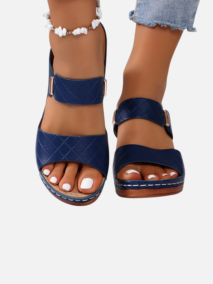 Women’s Block Heel Sandals with Quilted Look