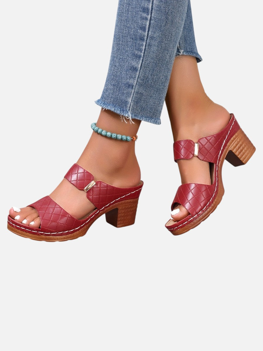 Women’s Block Heel Sandals with Quilted Look