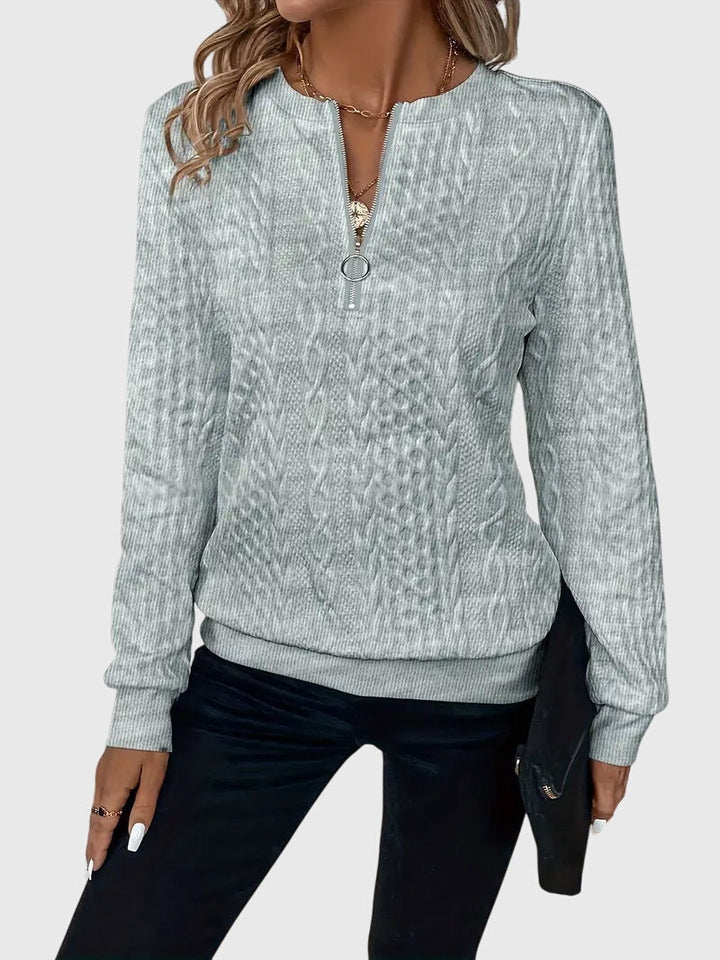 Women's Cable-Knit Jumper with Zip for Seasonal Layering