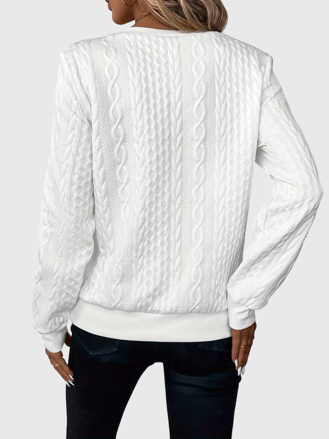 Women's Cable-Knit Jumper with Zip for Seasonal Layering
