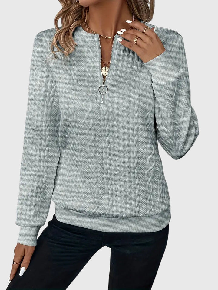 Women's Cable-Knit Jumper with Zip for Seasonal Layering