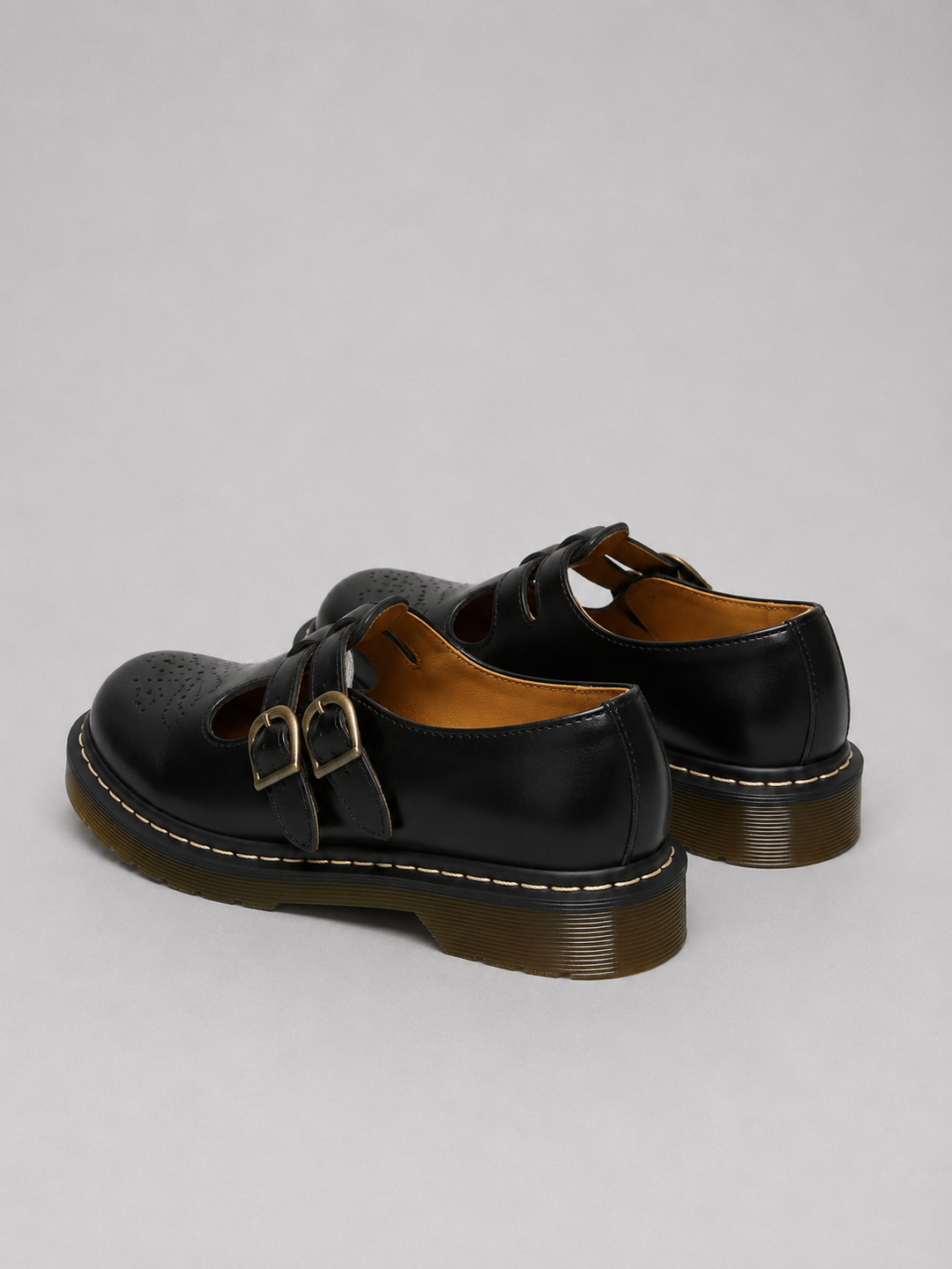 Women’s Classic Mary Jane Shoes with Buckles