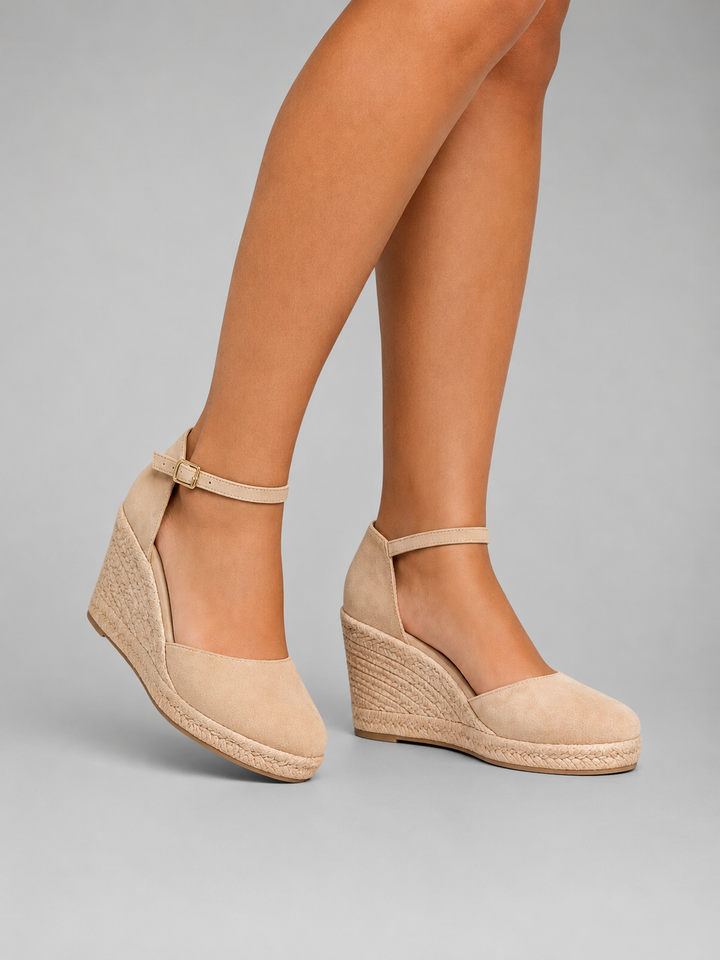 Women’s Closed Toe Sandals with Ankle Strap