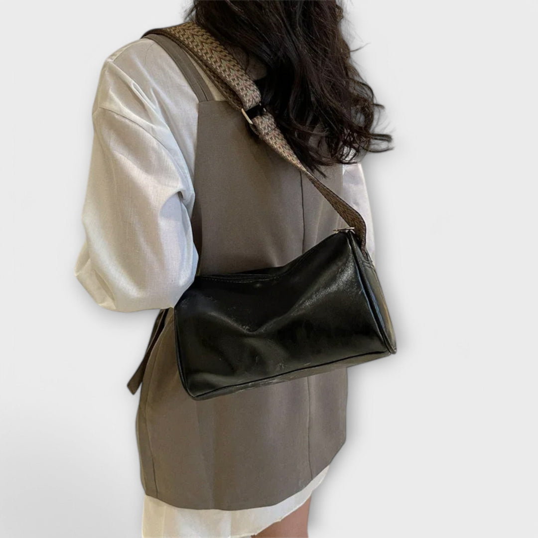 Women's Crossbody Bag with Vintage Charm for Everyday Use