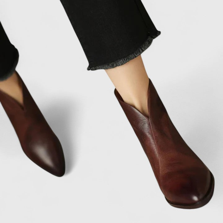 Women's Elegant Boots with Low Heel for Office Wear