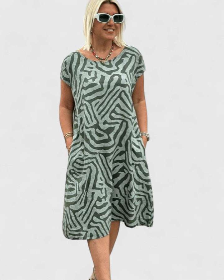 Women's Elegant Dress with A-line Fit for City Strolls
