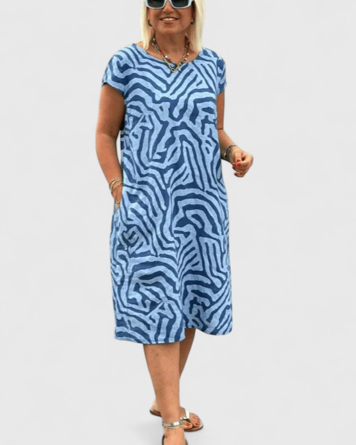 Women's Elegant Dress with A-line Fit for City Strolls