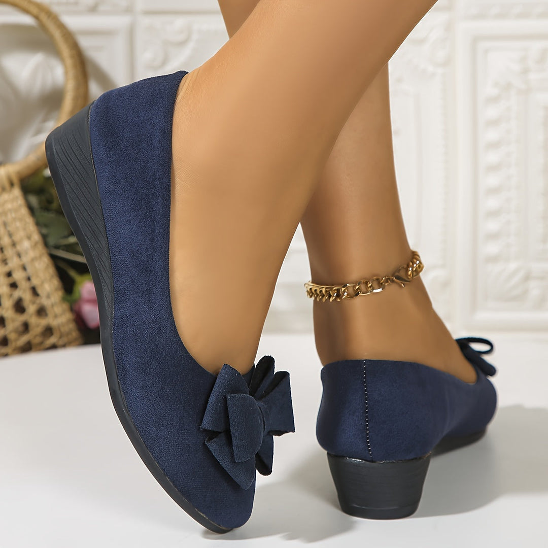 Women's Flats with Targeted Support for Everyday Wear