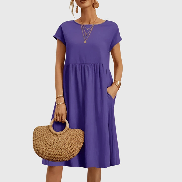 Women's Flowy Dress with Seam-free Silhouette for Daywear