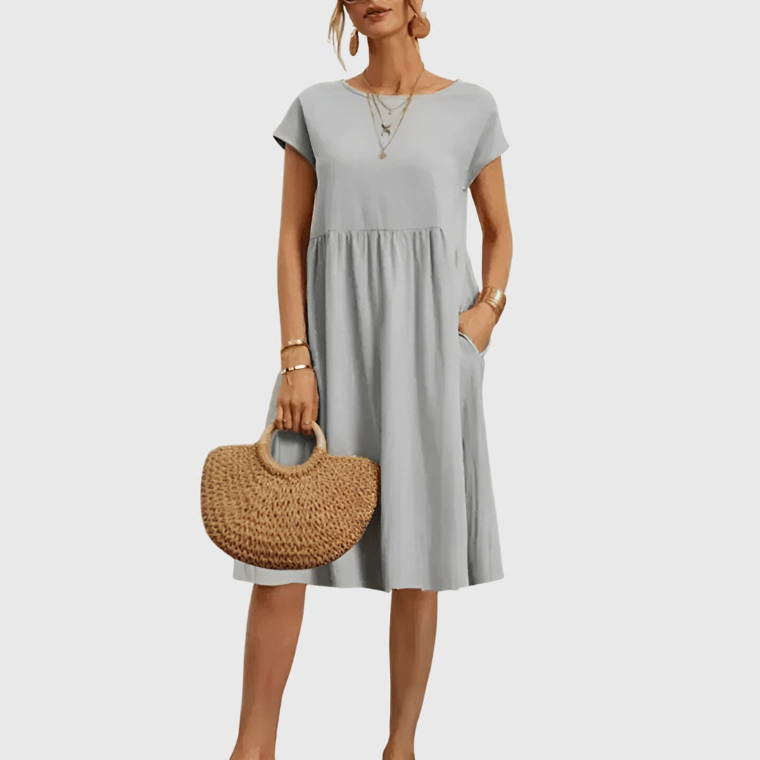 Women's Flowy Dress with Seam-free Silhouette for Daywear