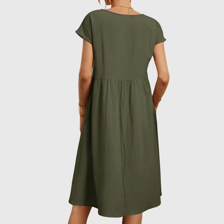 Women's Flowy Dress with Seam-free Silhouette for Daywear