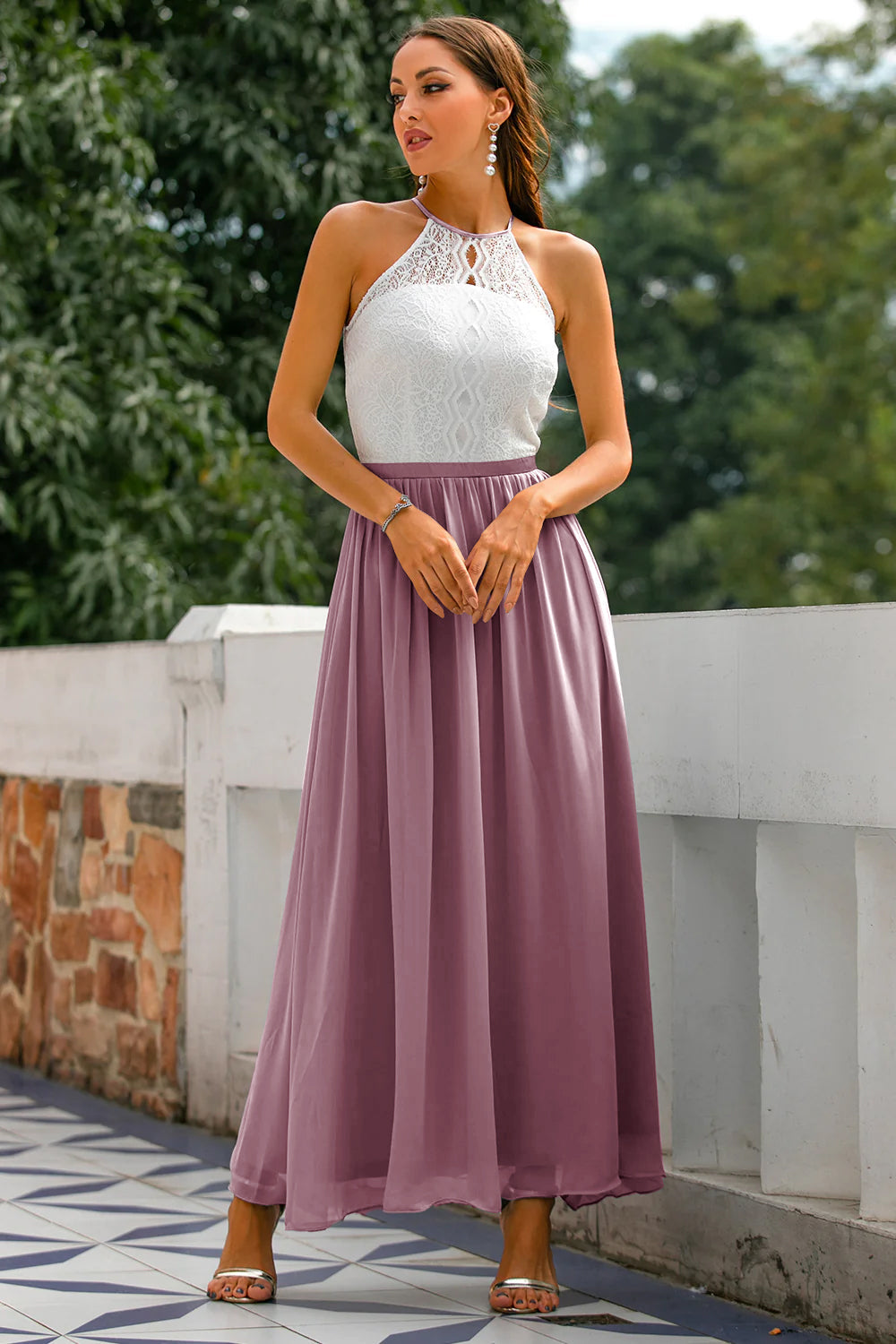Women's Halter Maxi Dress with Flowing Skirt for Weddings