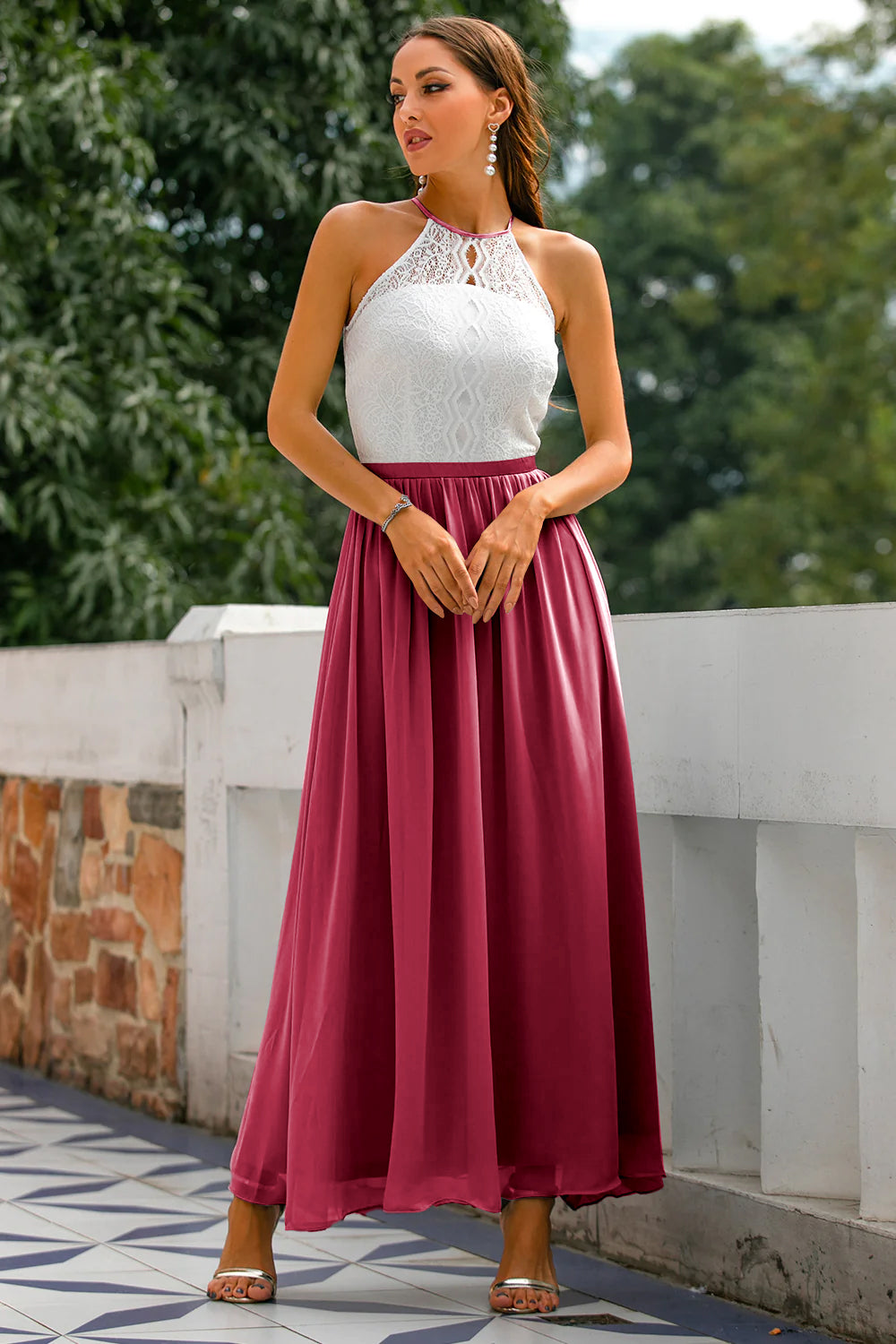 Women's Halter Maxi Dress with Flowing Skirt for Weddings