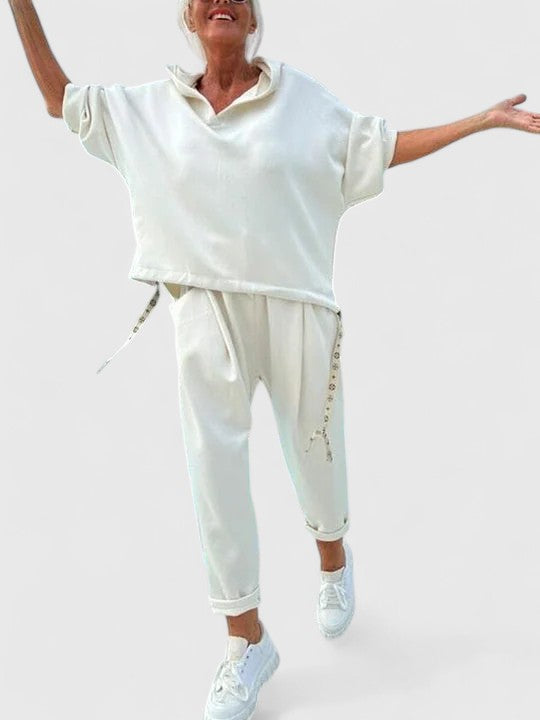 Women's Hooded Sweatshirt Set with Relaxed Fit for Comfort