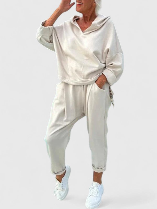 Women's Hooded Sweatshirt Set with Relaxed Fit for Comfort