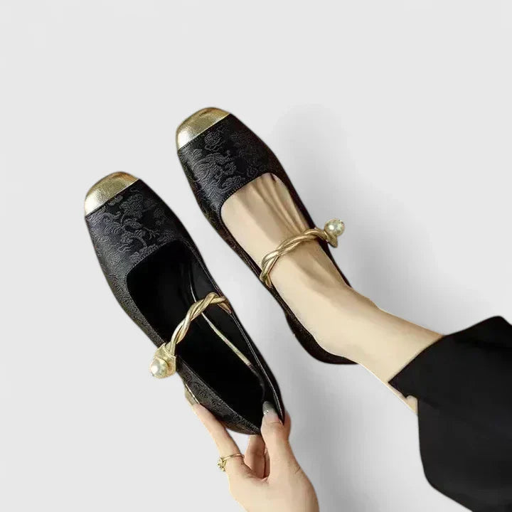 Women's Mary Jane Shoes with Pearl Strap for Everyday Wear