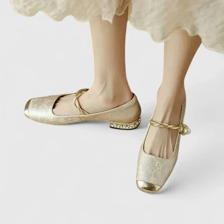 Women's Mary Jane Shoes with Pearl Strap for Everyday Wear