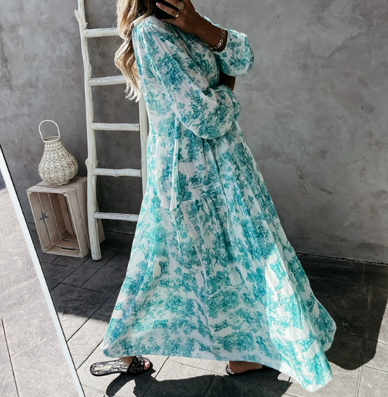 Women's Maxi Dress with Figure-Flattering Fit for Evening