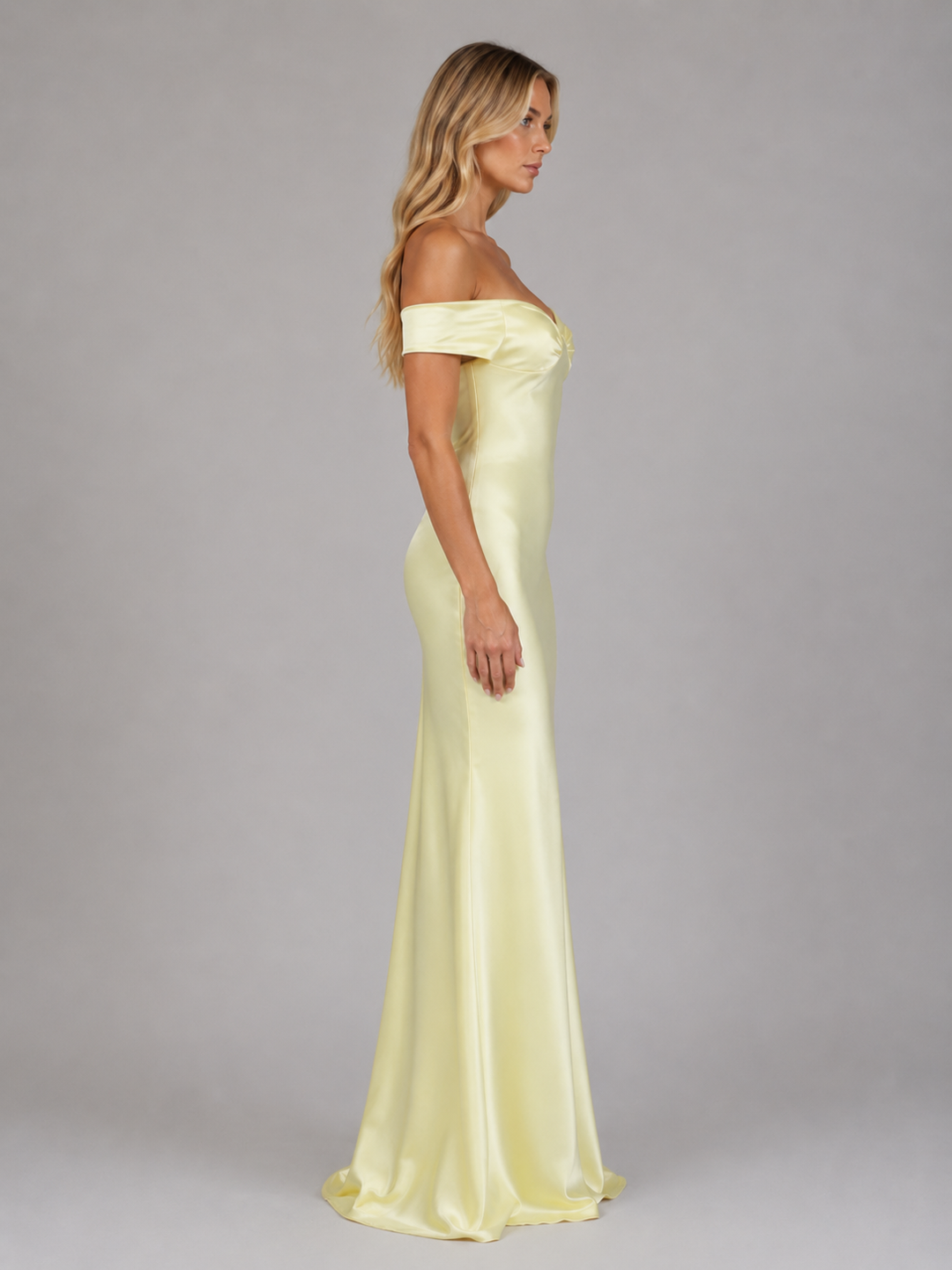 Women’s Off-Shoulder Maxi Dress with Flattering Silhouette