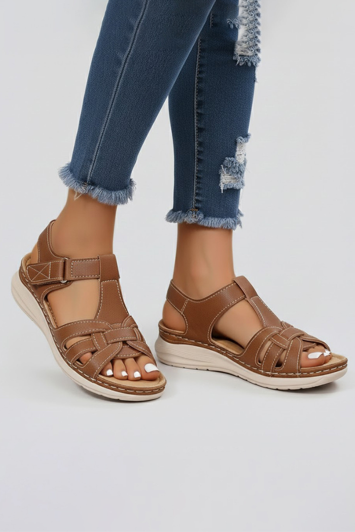 Women's Open Toe Strap Sandals for Casual Summer Outings