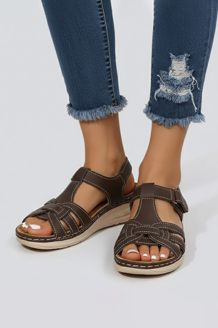 Women's Open Toe Strap Sandals for Casual Summer Outings