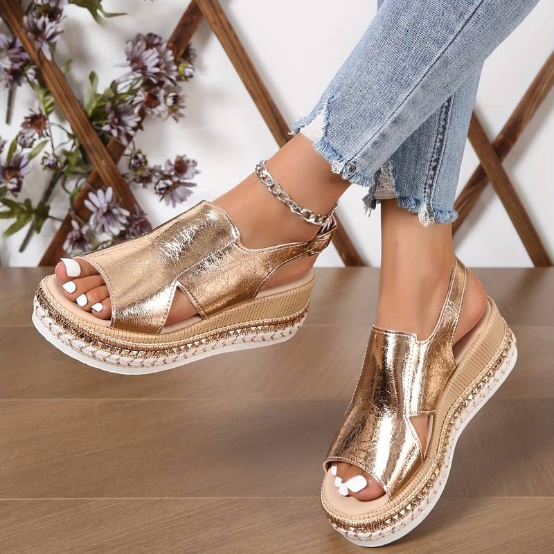 Women's Orthopaedic Sandals with Contoured Lift for Daywear