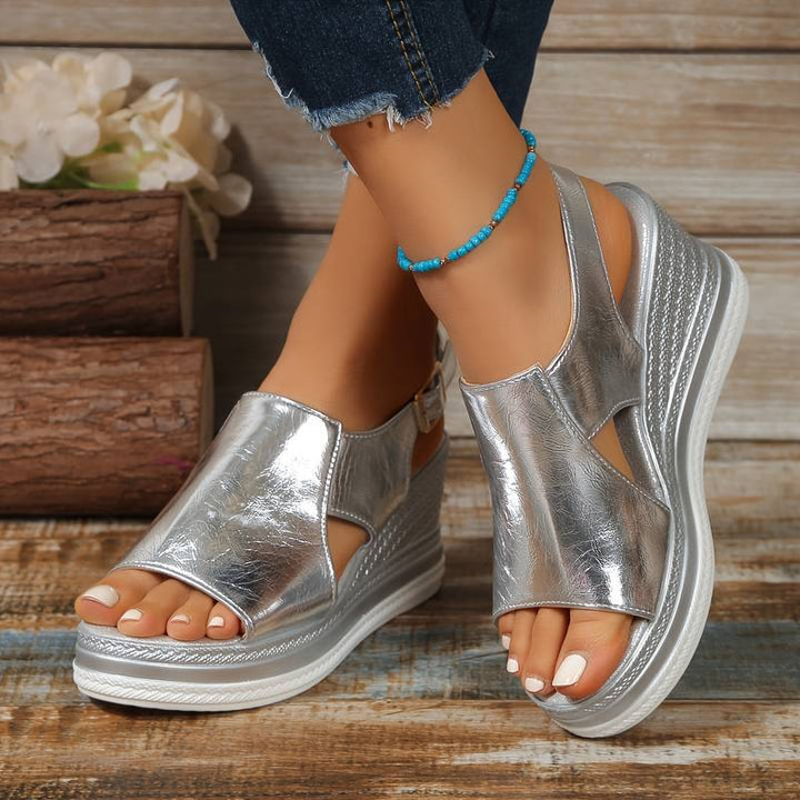 Women's Orthopaedic Sandals with Contoured Lift for Daywear