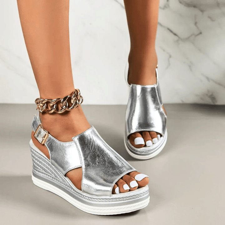 Women's Orthopaedic Sandals with Contoured Lift for Daywear