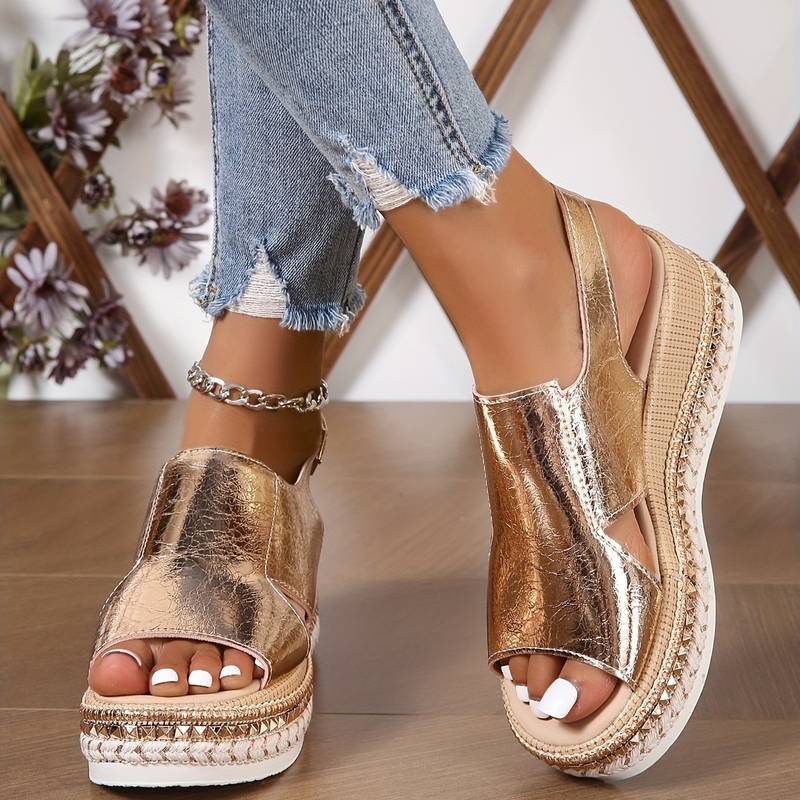 Women's Orthopaedic Sandals with Contoured Lift for Daywear