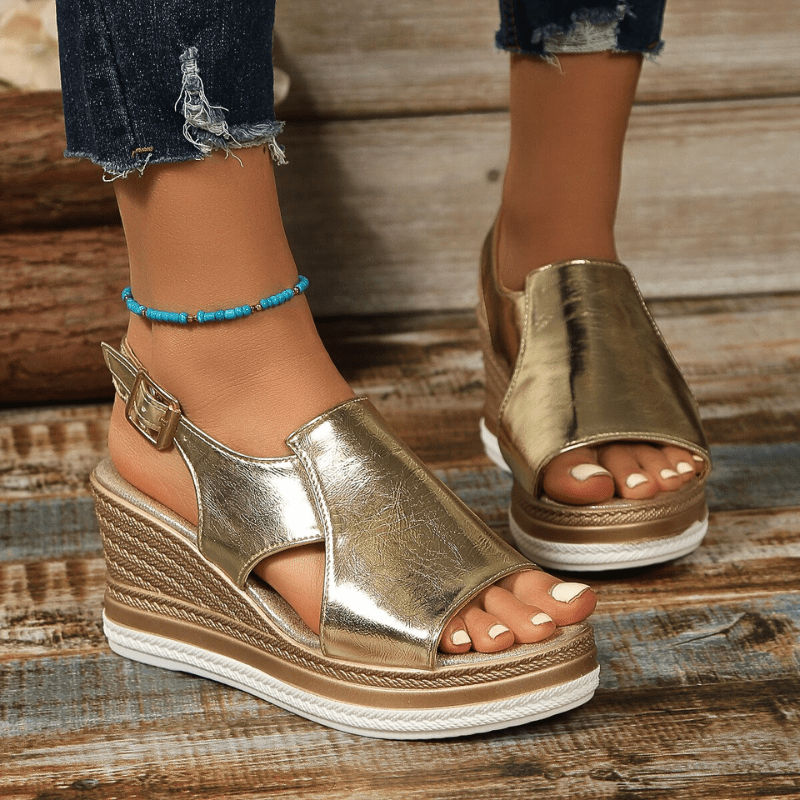 Women's Orthopaedic Sandals with Contoured Lift for Daywear