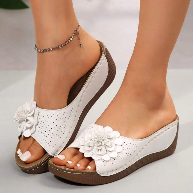 Women's Orthopaedic Sandals with Cushioned Arch for Everyday