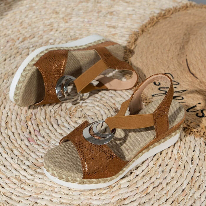Women's Orthopaedic Sandals with Strap for Daily Wear