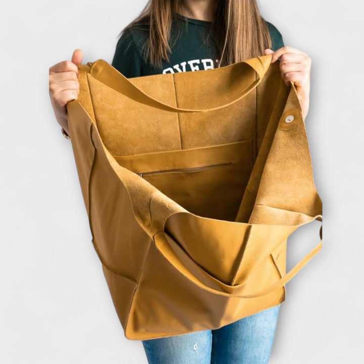 Women's Oversized Weekender Bag with Ample Space for Travel