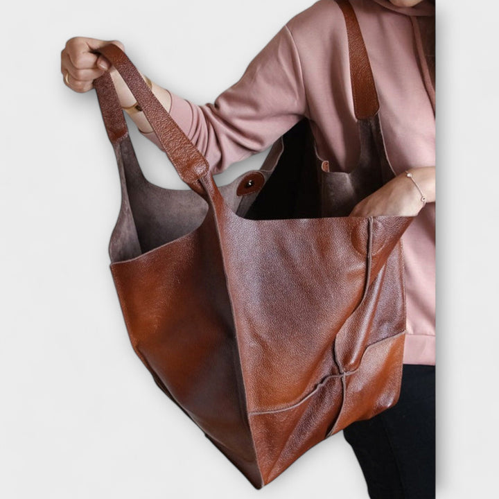 Women's Oversized Weekender Bag with Ample Space for Travel