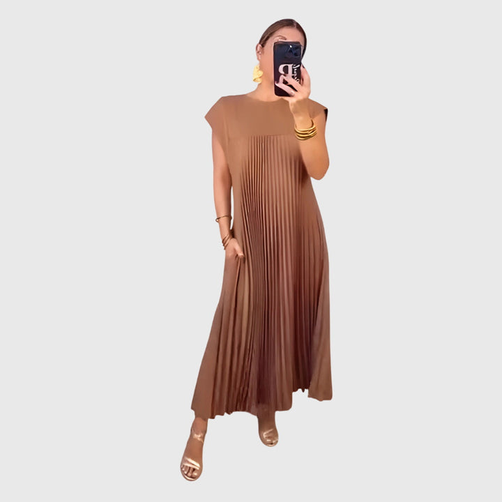 Women's Pleated Dress with Flattering Fit for Occasions