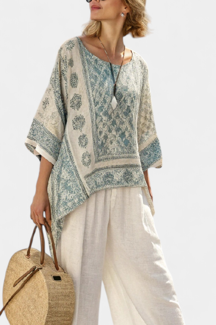 Women's Printed Blouse and Wide Leg Trousers with Blue Motifs for Coastal Days