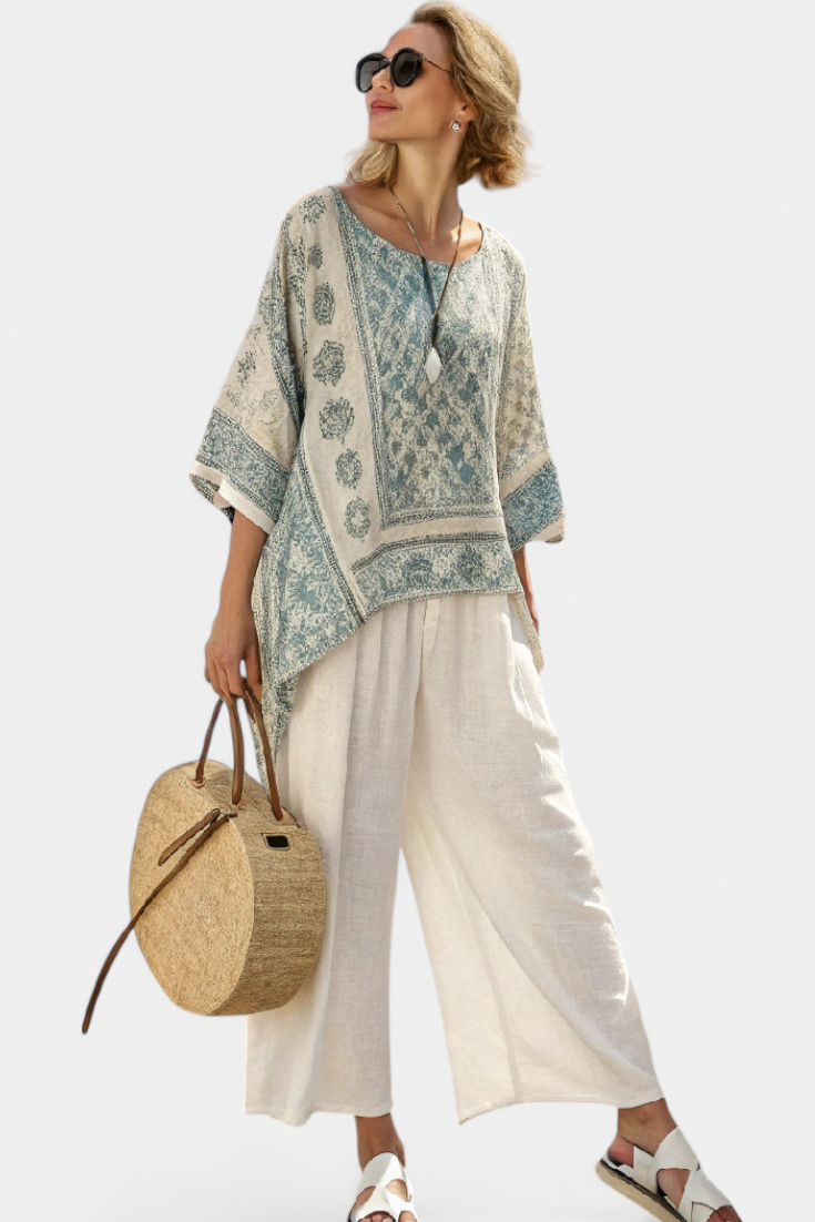 Women's Printed Blouse and Wide Leg Trousers with Blue Motifs for Coastal Days