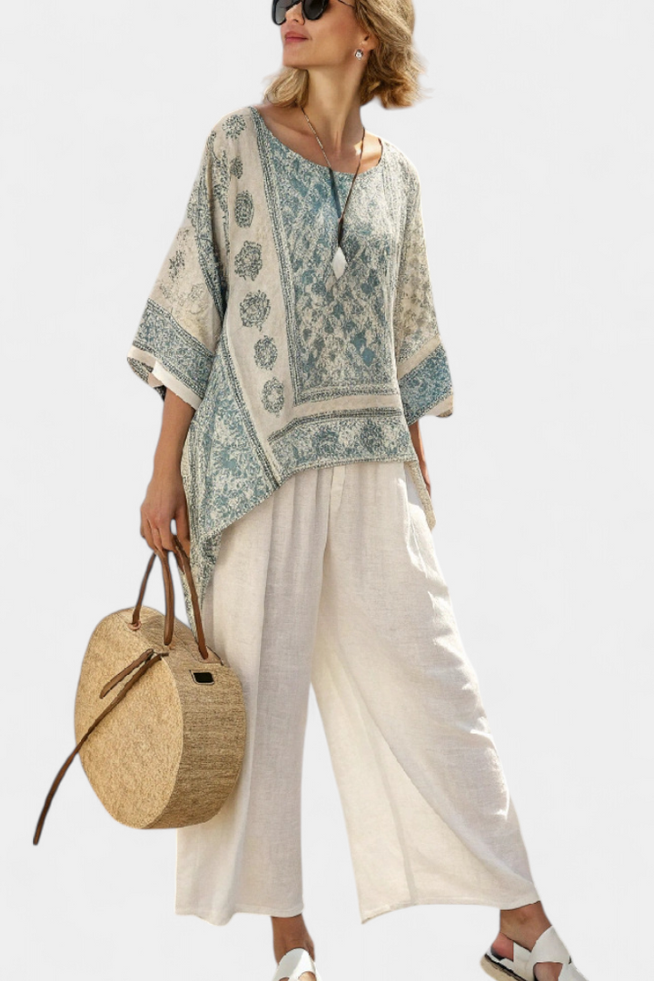 Women's Printed Blouse and Wide Leg Trousers with Blue Motifs for Coastal Days