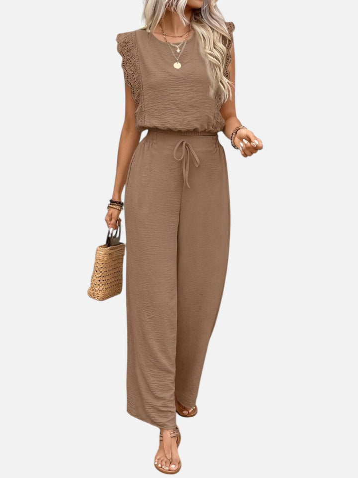 Women’s Relaxed Two-Piece Outfit with Trousers