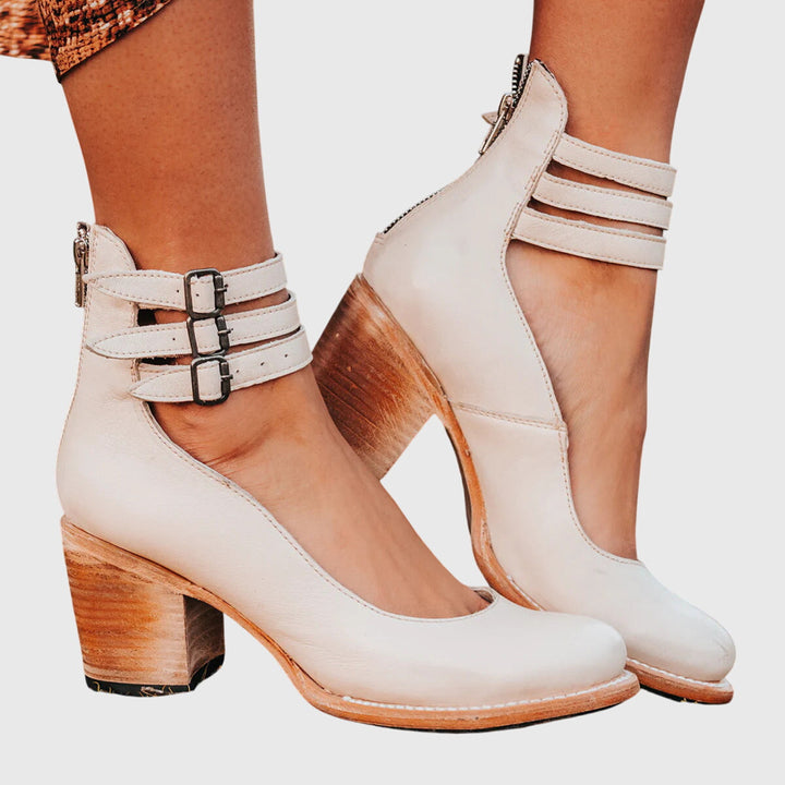 Women's Sandals with Elegant Comfort for City Walks