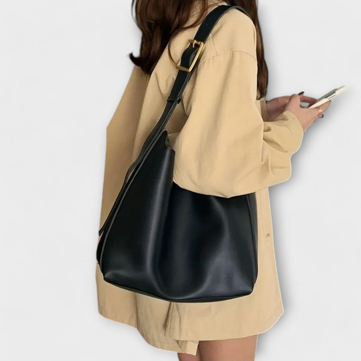Women's Shoulder Bag with Clean Silhouette for Casual Days