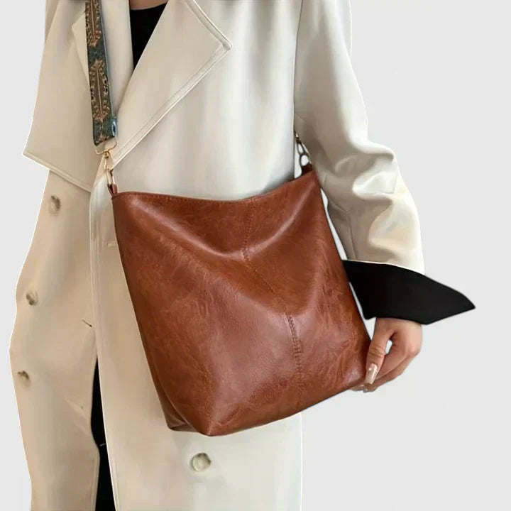 Women's Shoulder Bag with Unique Style for Summer Outings