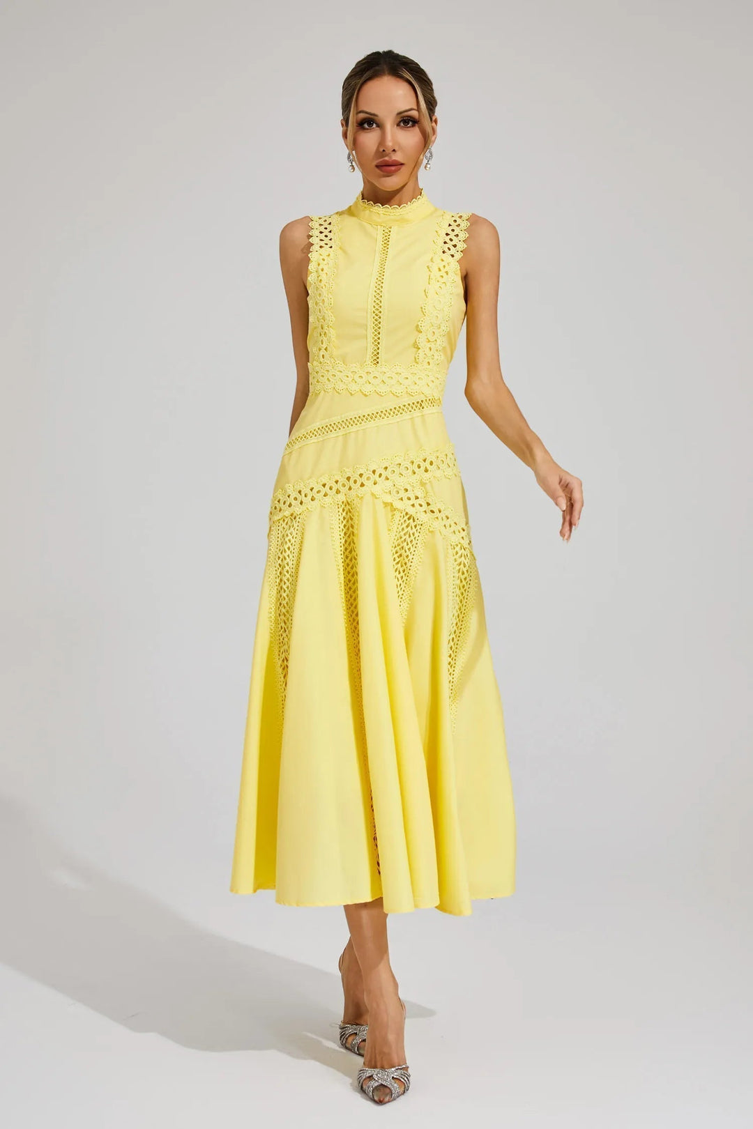 Women’s Sleeveless Lace Midi Dress with Silhouette