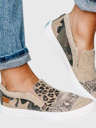 Women's Slip-On Shoes with Arch Support for All-Day Comfort
